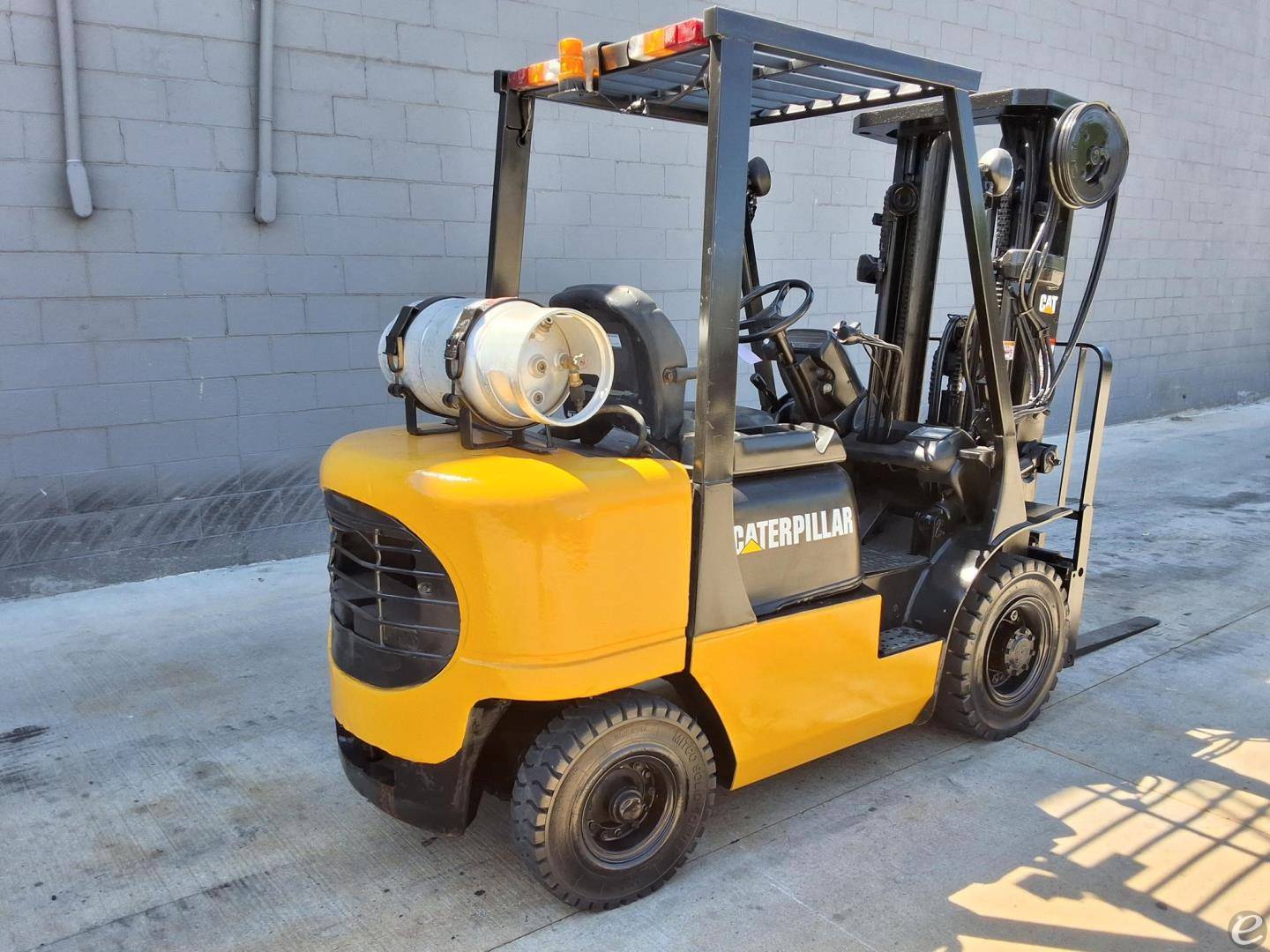 2000 Cat GP25K