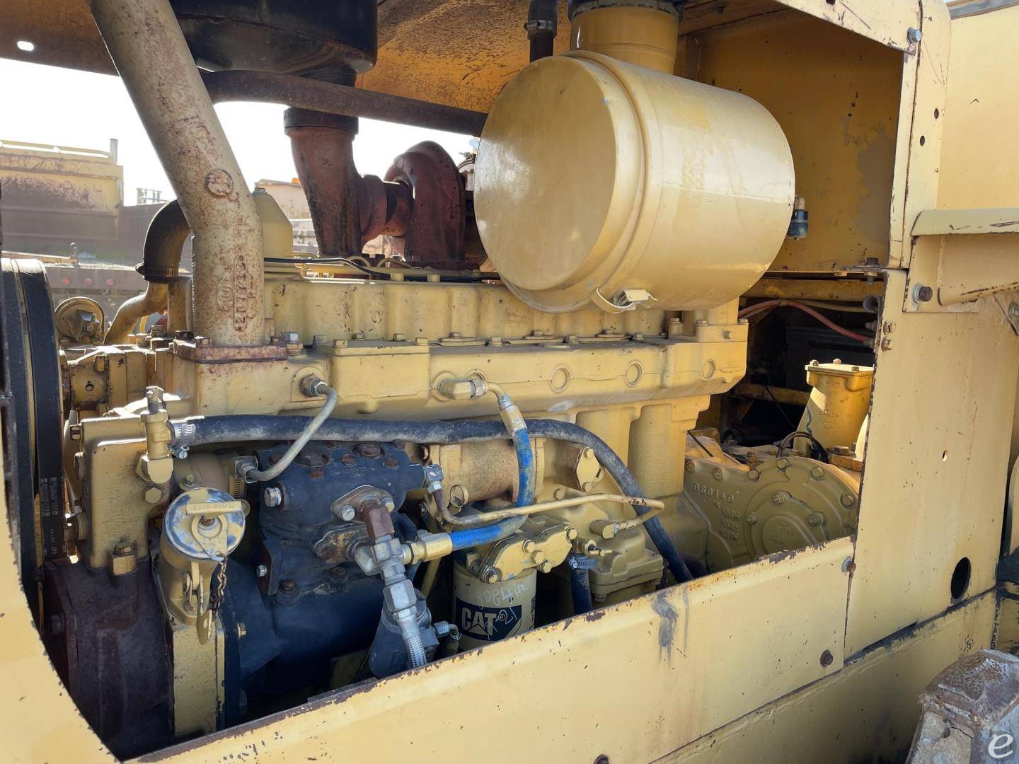 1974 Cat 815