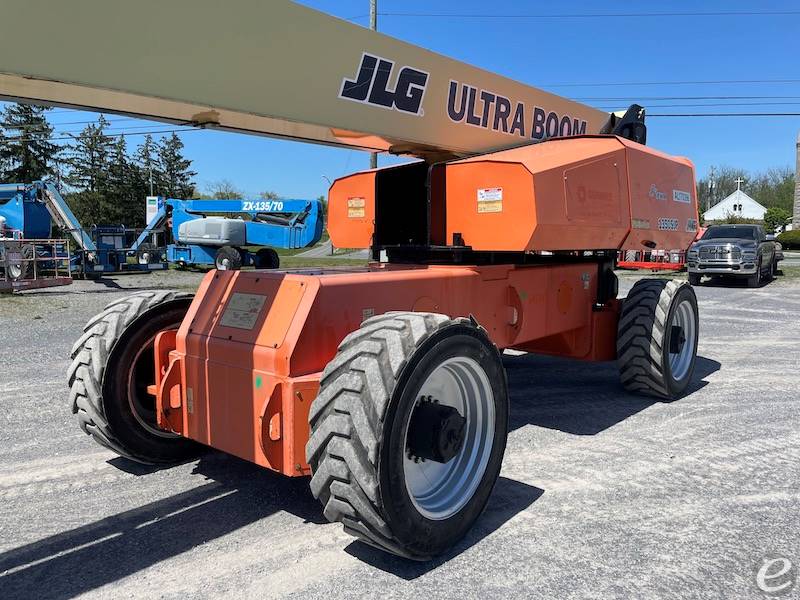 2013 JLG 1350SJP