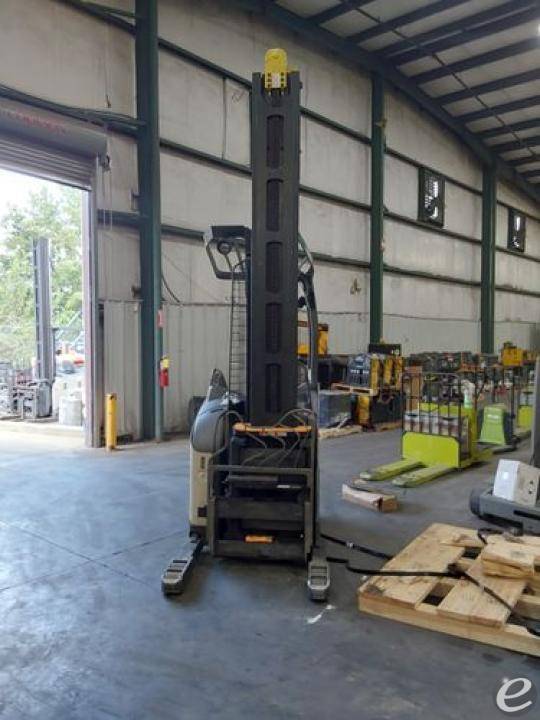2016 Crown RM6025-45