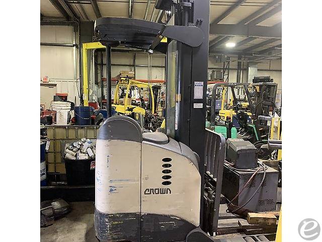  Crown RR5200 Electric Reach Truck - 123Forklift