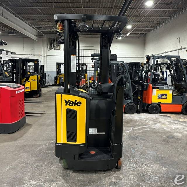 2022 Yale NR045EC