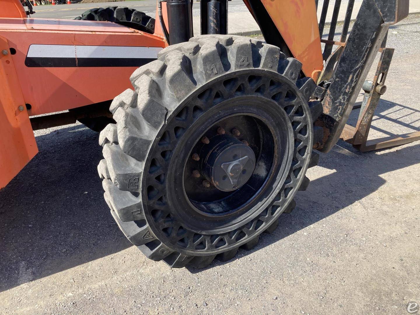 2015 Skytrak 10054