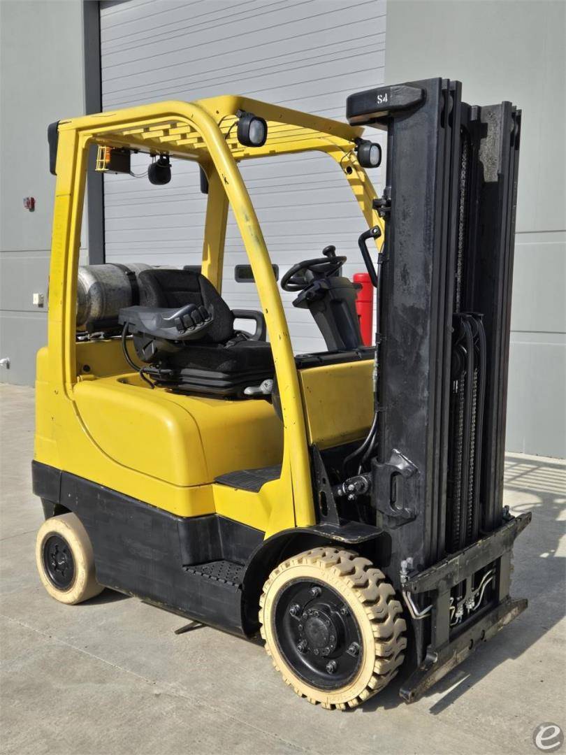 2013 Yale GLC050VX LP Gas Forklift - 123Forklift