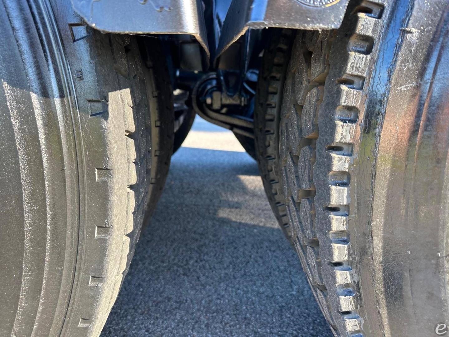 2013 Freightliner CASCADIA 125