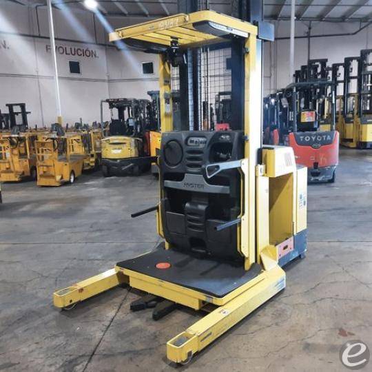 2018 Hyster R30XMA3 Electric Order Picker - 123Forklift