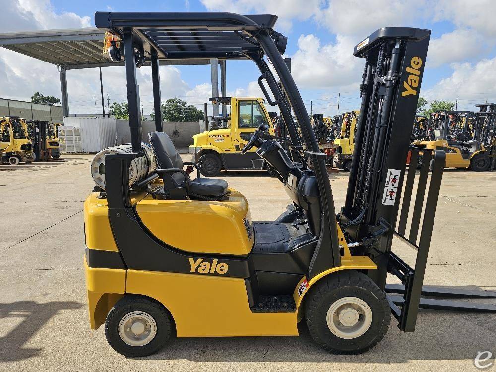 2021 Yale GLP040SVX