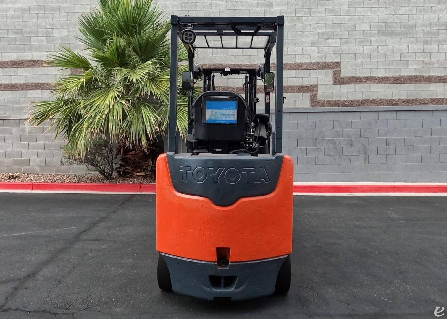 2006 Toyota 8FBCU30 Electric Forklift - 123Forklift