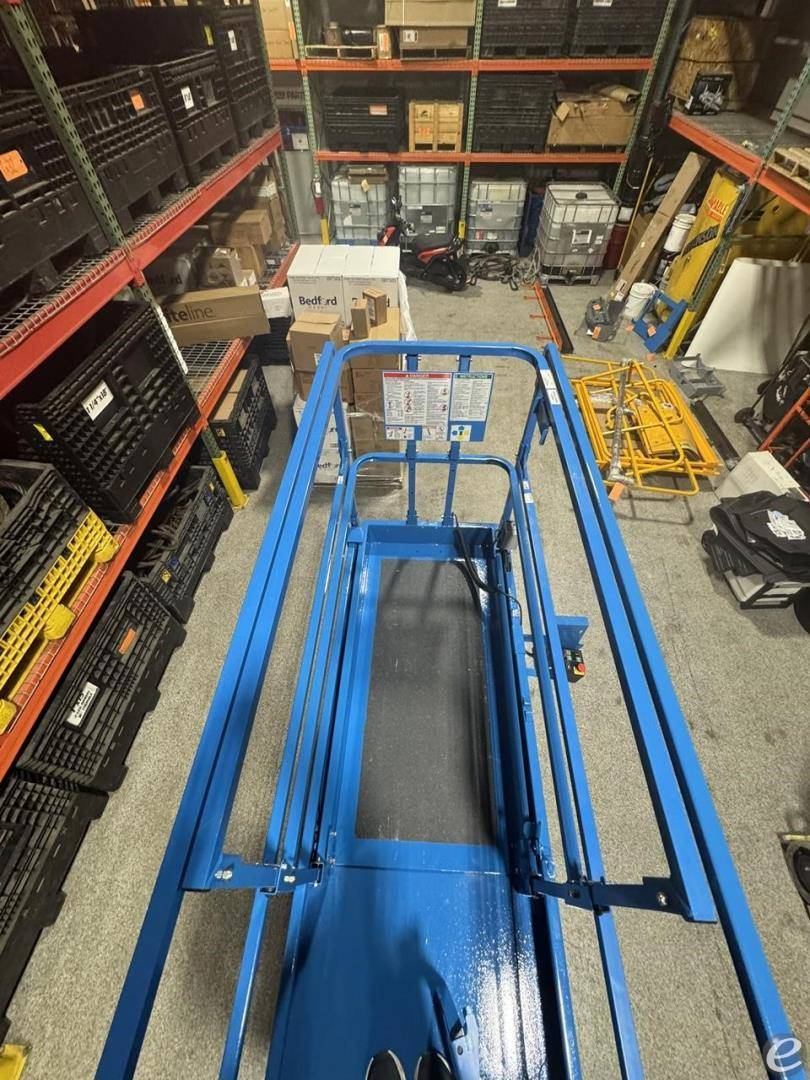 2012 Genie GS3232