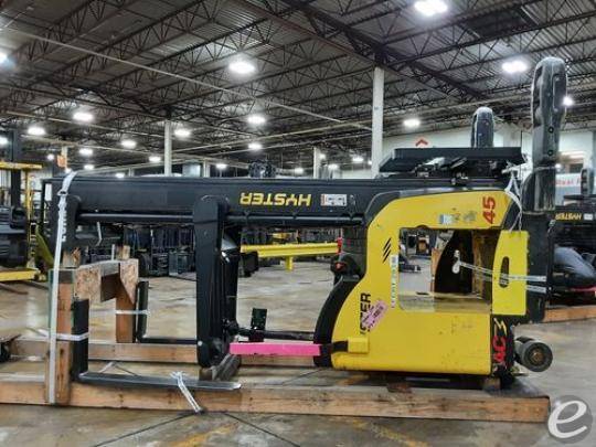 2017 Hyster N45ZR2-21.5 Electric Reach Truck - 123Forklift