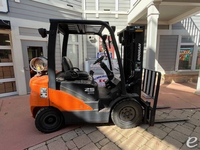 2017 Doosan G25N-7