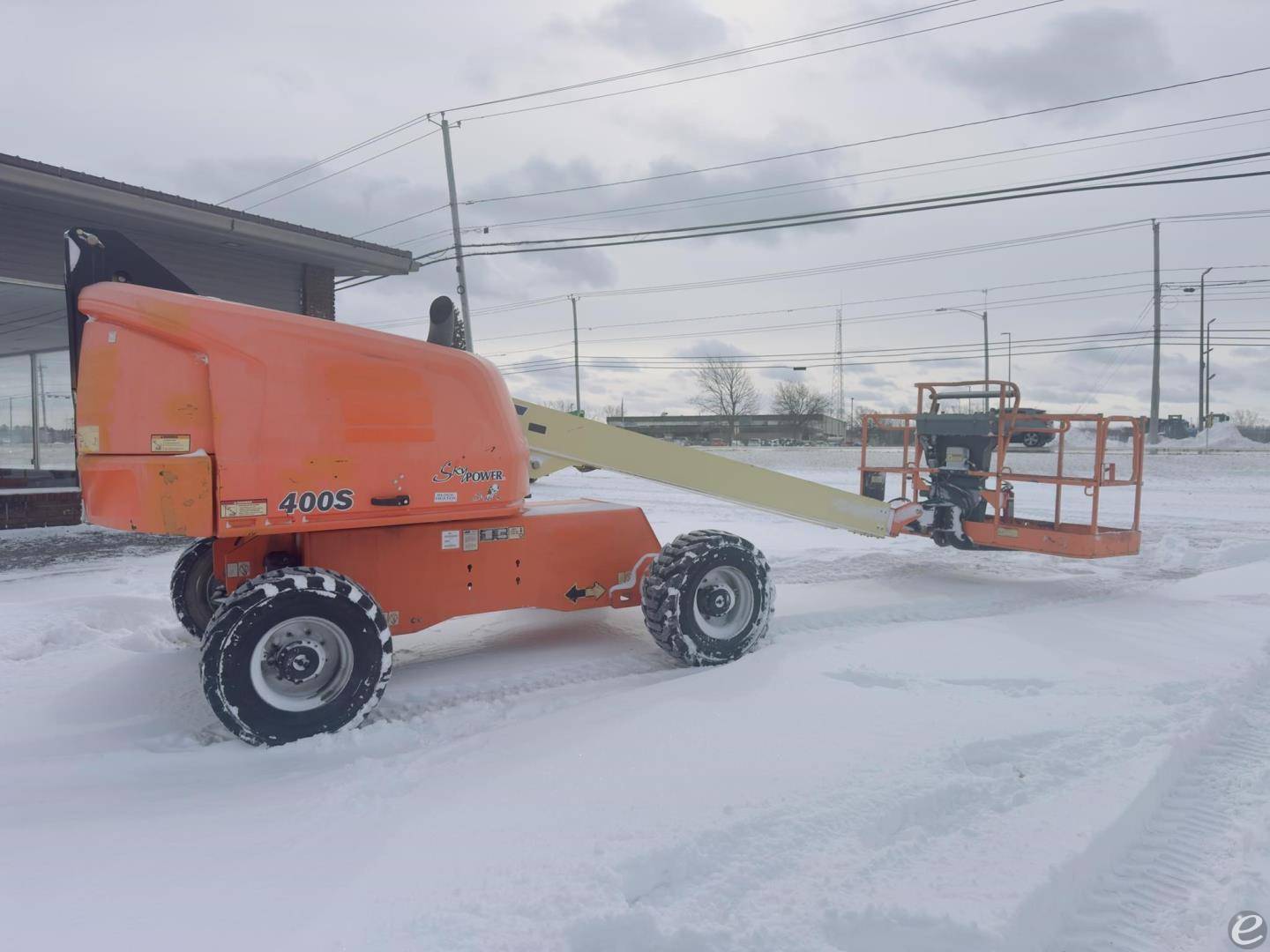 2015 JLG 400S