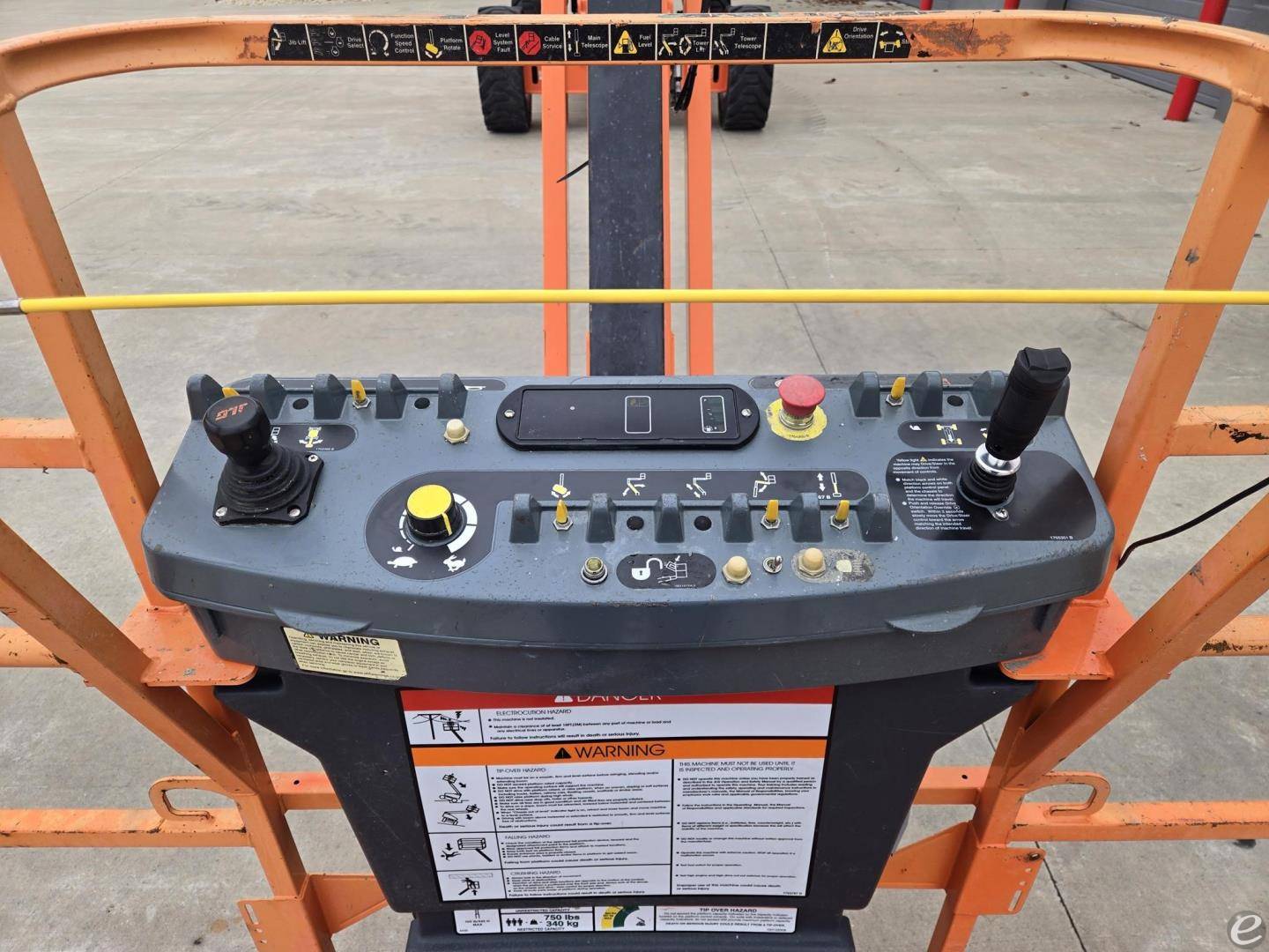 2020 JLG 860SJ