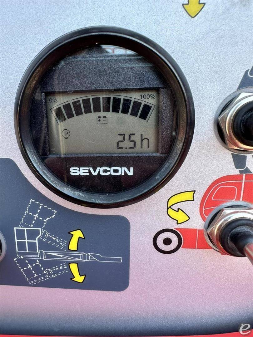 2024 Manitou AETJ49