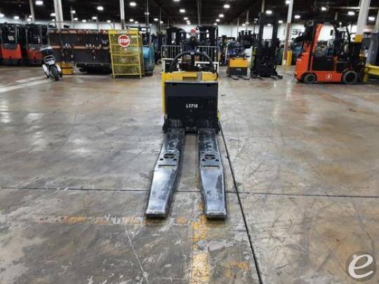 2017 Hyster B80ZHD Electric Forklift - 123Forklift