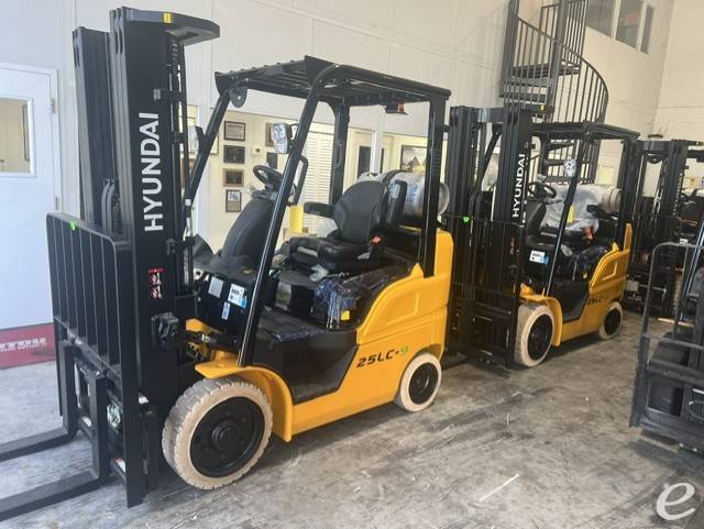 2026 Hyundai 25LC-9