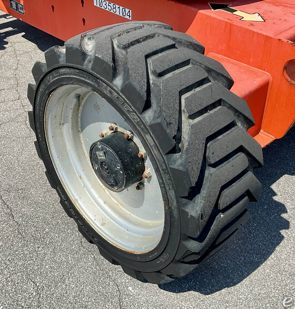 2015 JLG 600AJ