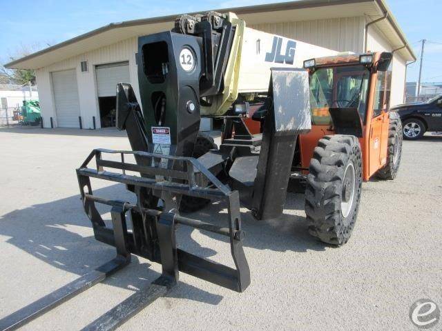 2012 JLG G12-55A
