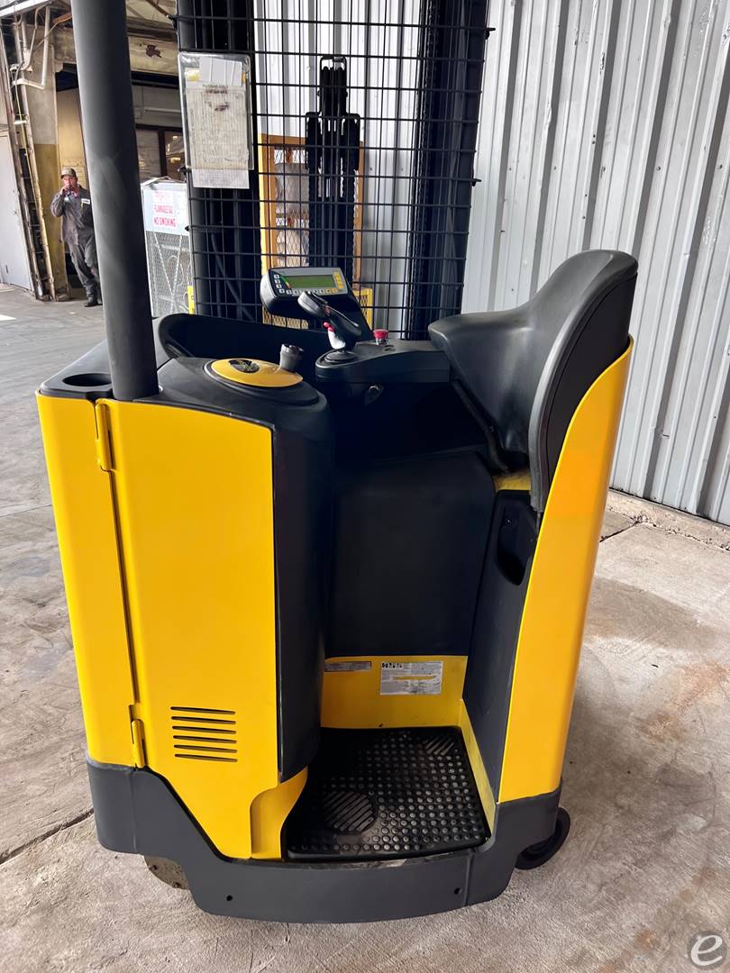 2008 Hyster N35ZR Electric Reach Truck - 123Forklift