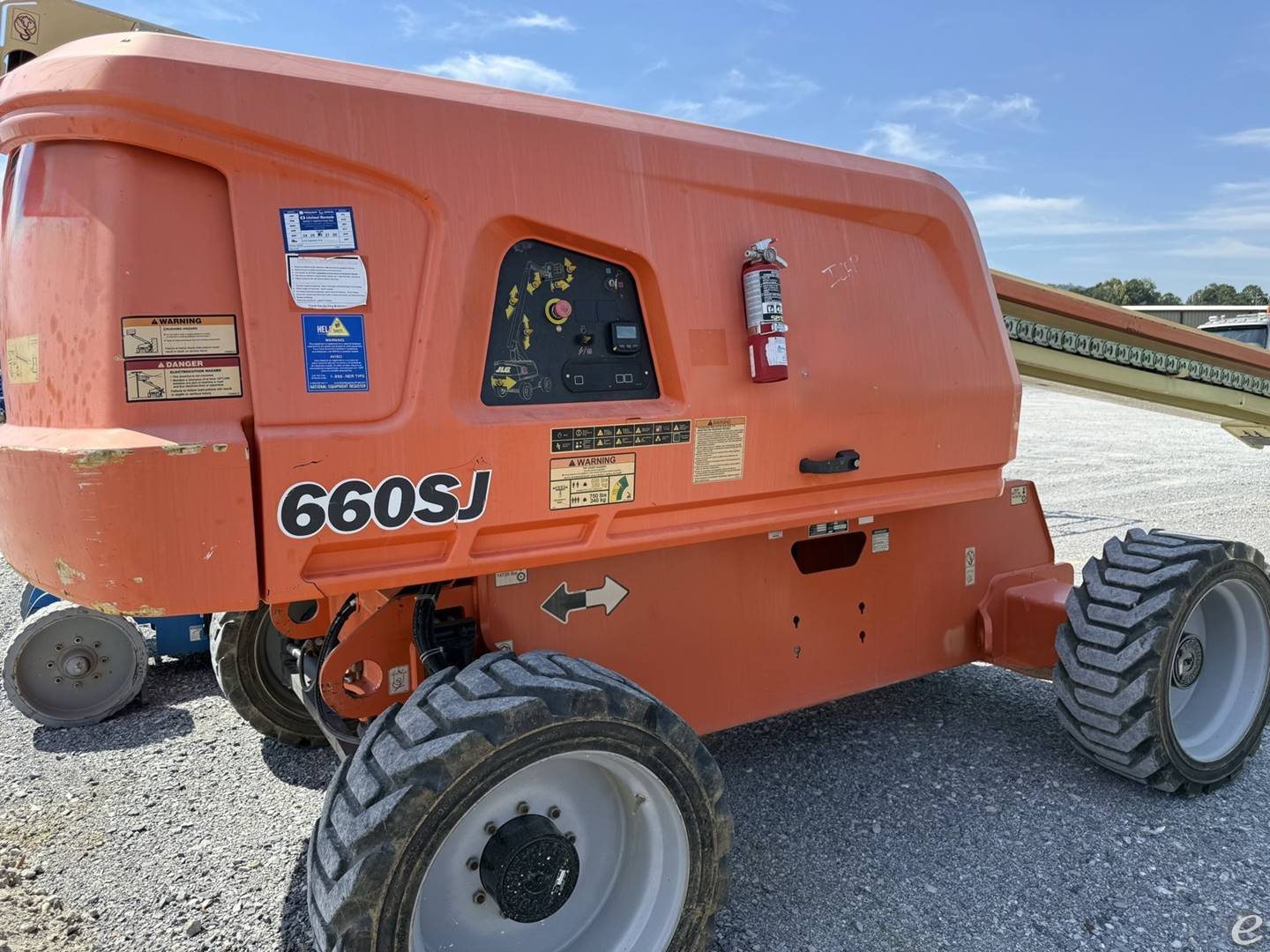 2018 JLG 660SJ