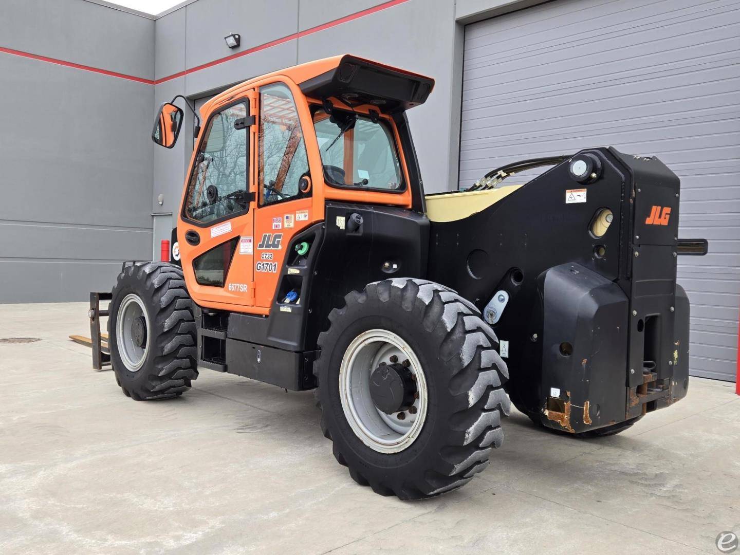 2019 JLG 1732