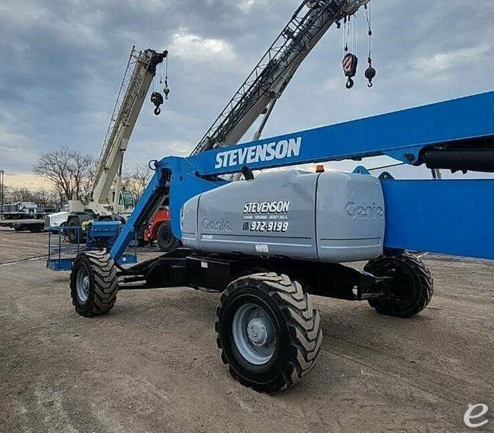 2012 Genie Z135/70