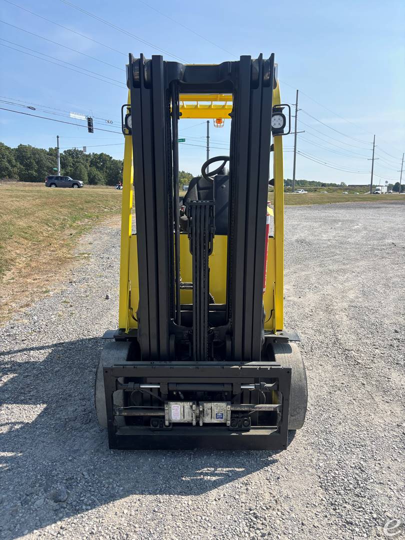 2016 Hyster E65XM