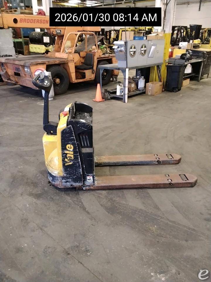 2017 Yale MPB045VG