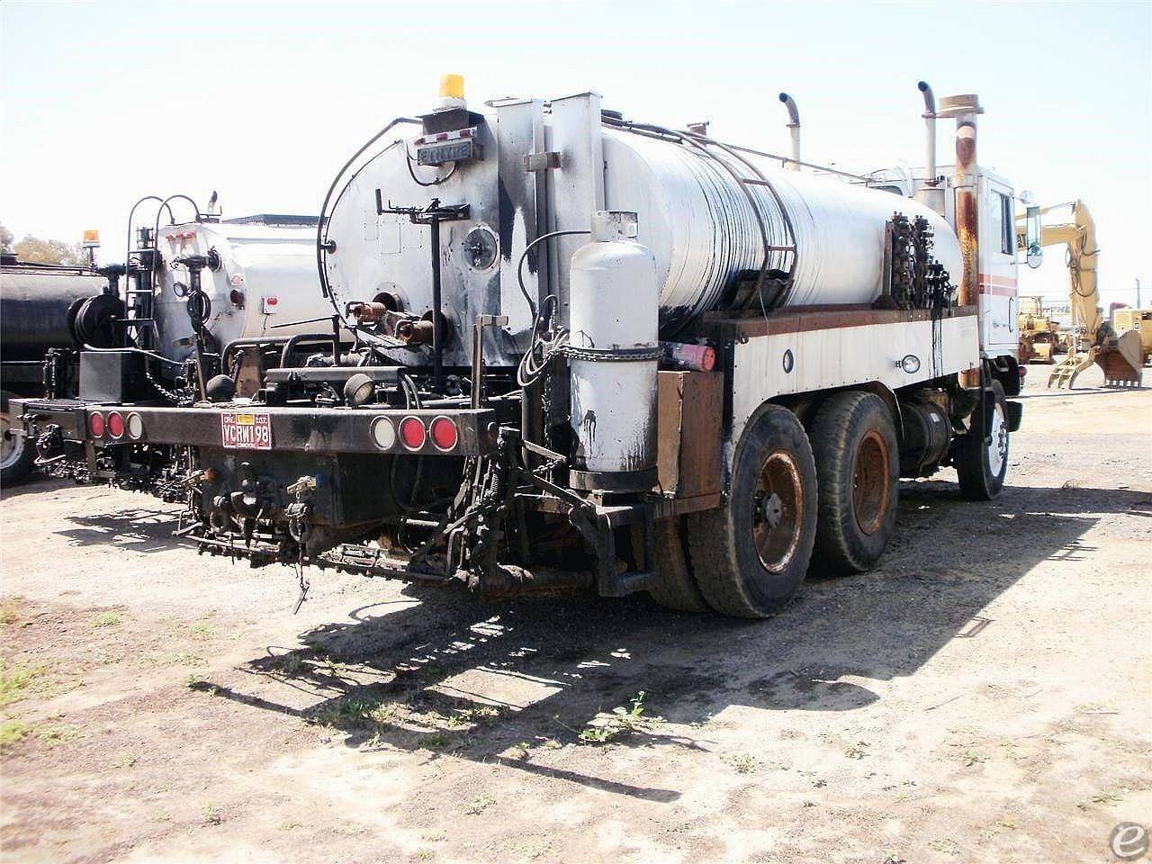 1974 Ford 8000