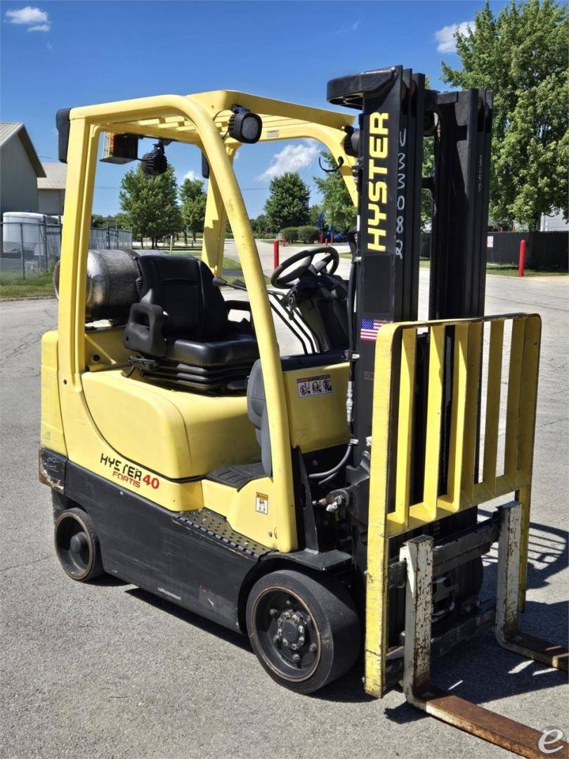 2017 Hyster S40FTS LP Gas Forklift - 123Forklift