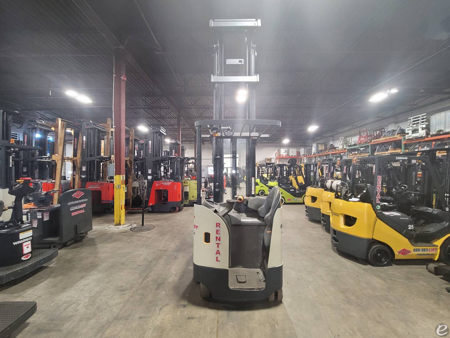 2009 Crown RD5795S-30 Electric Reach Truck - 123Forklift