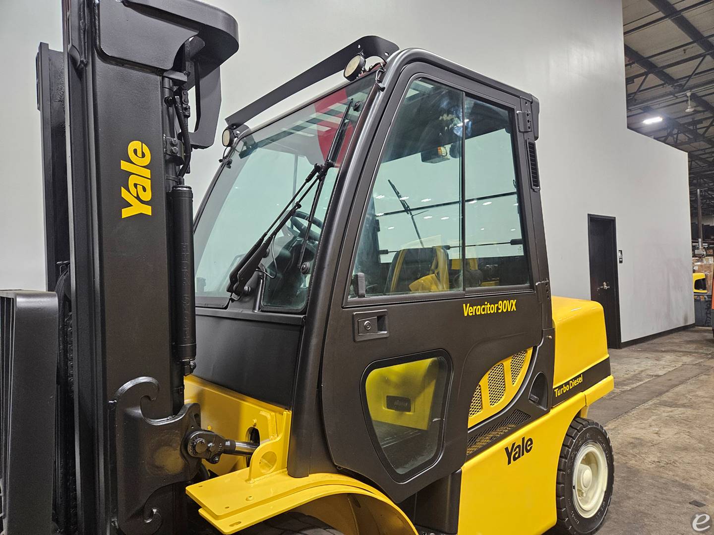 2021 Yale GDP090VX