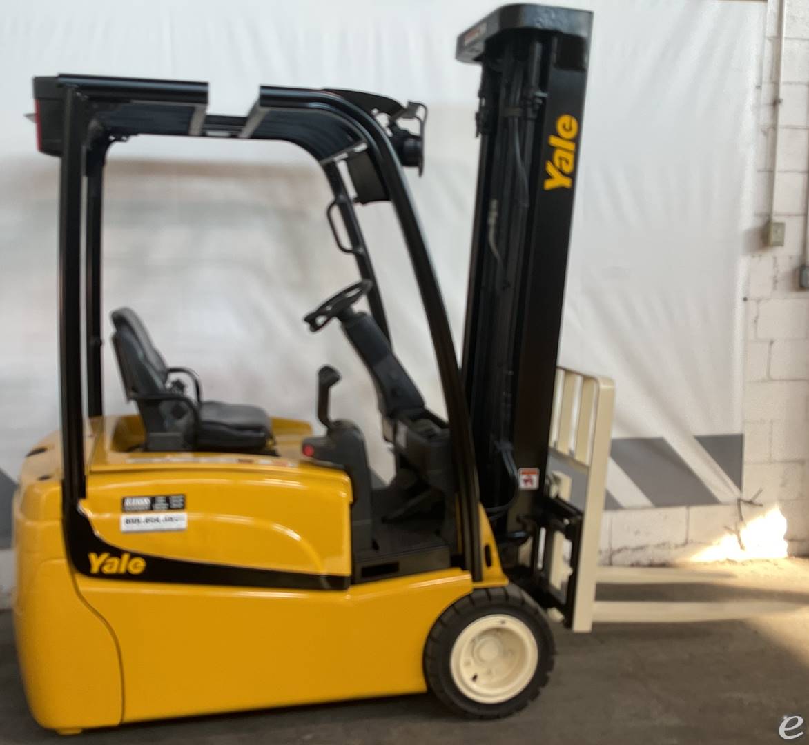 2020 Yale ERP040VT