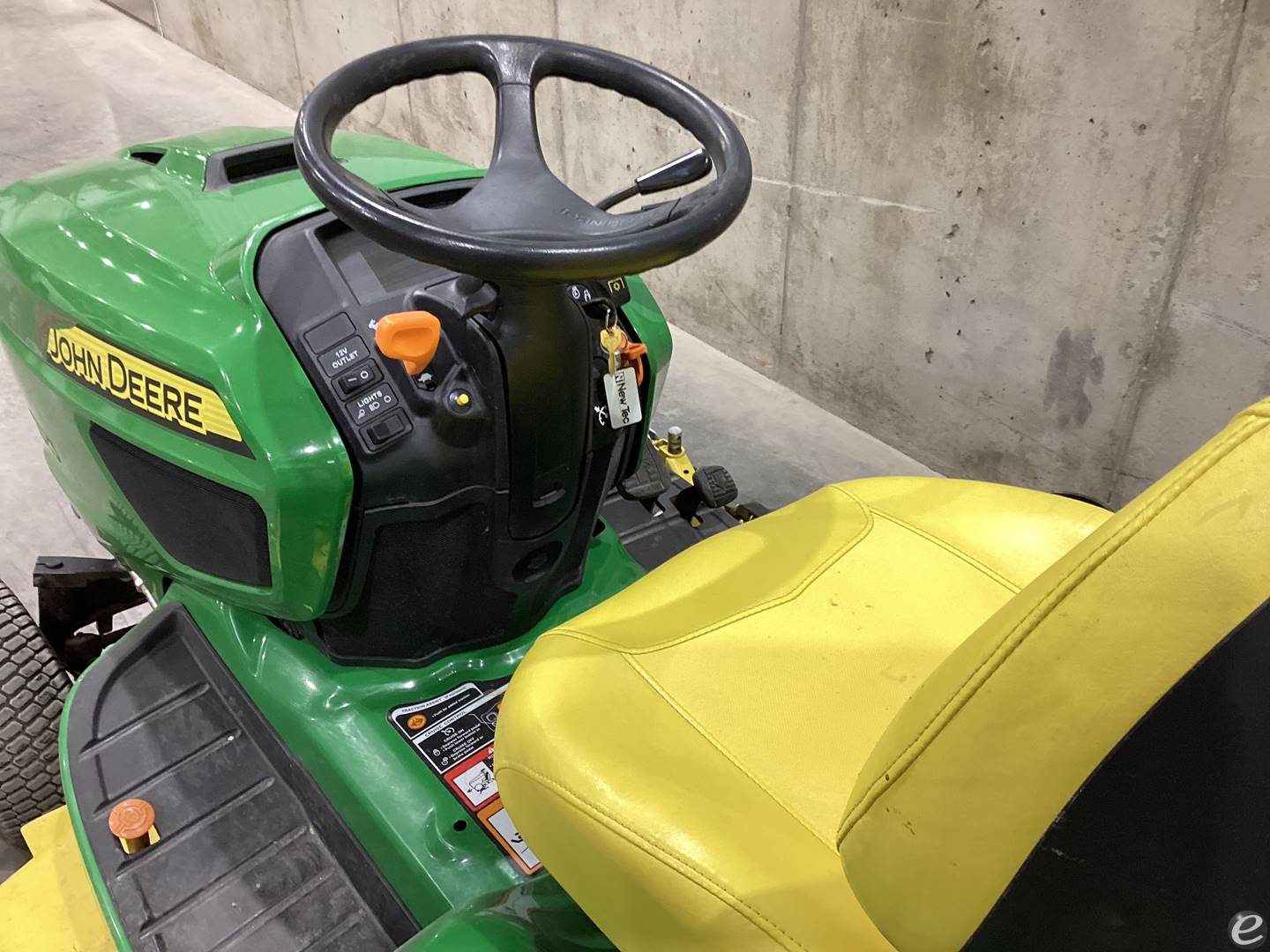 2015 John Deere X754