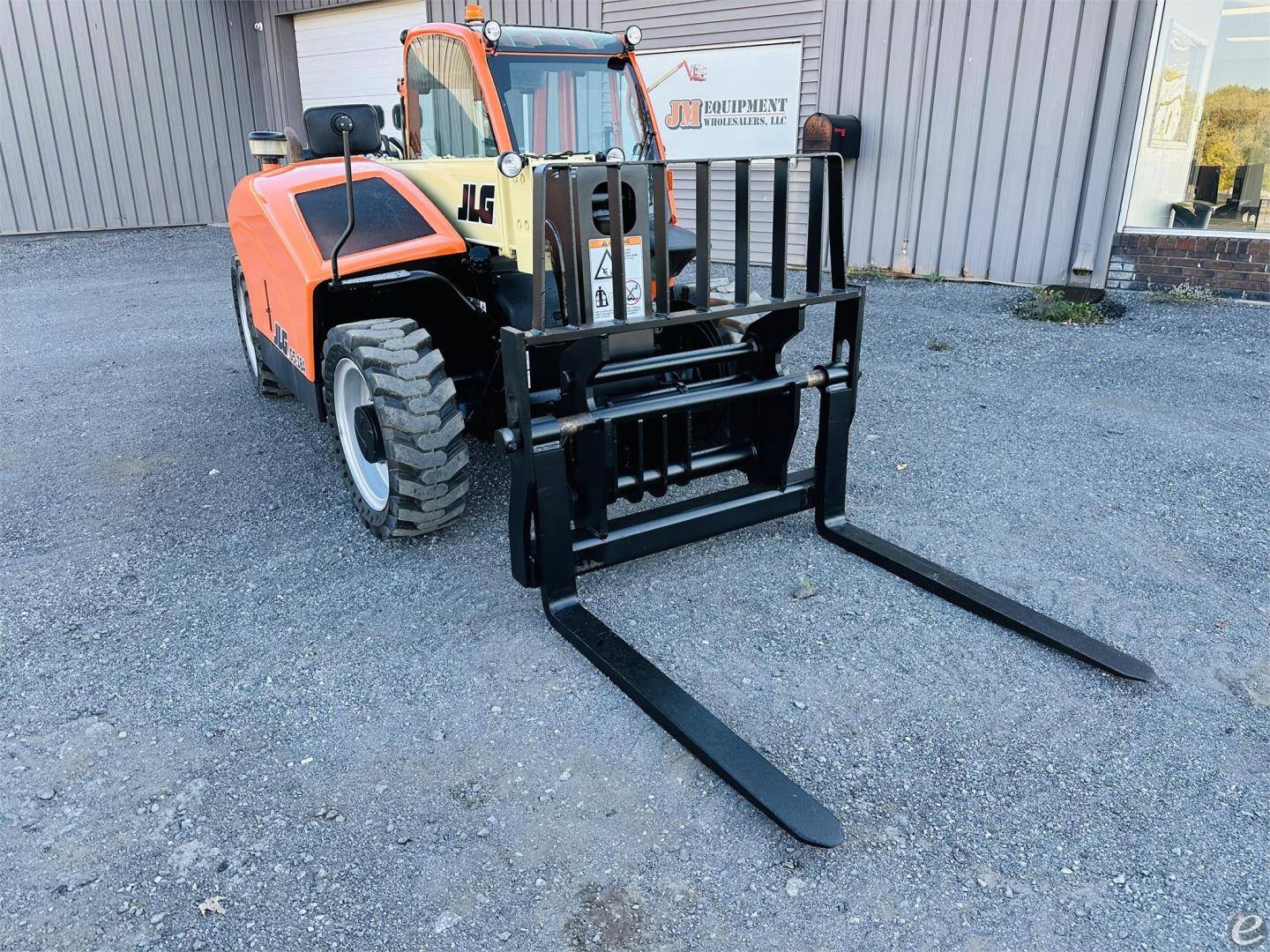 2015 JLG G5-18A