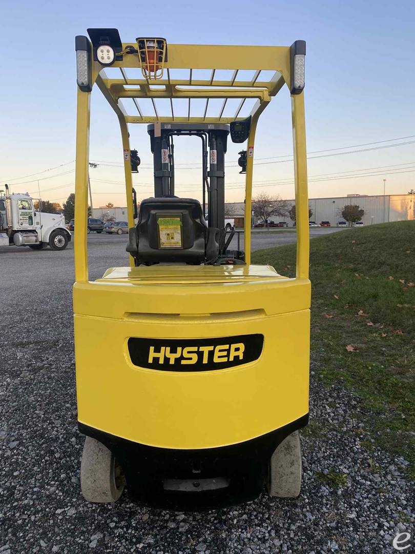 2014 Hyster E100XN
