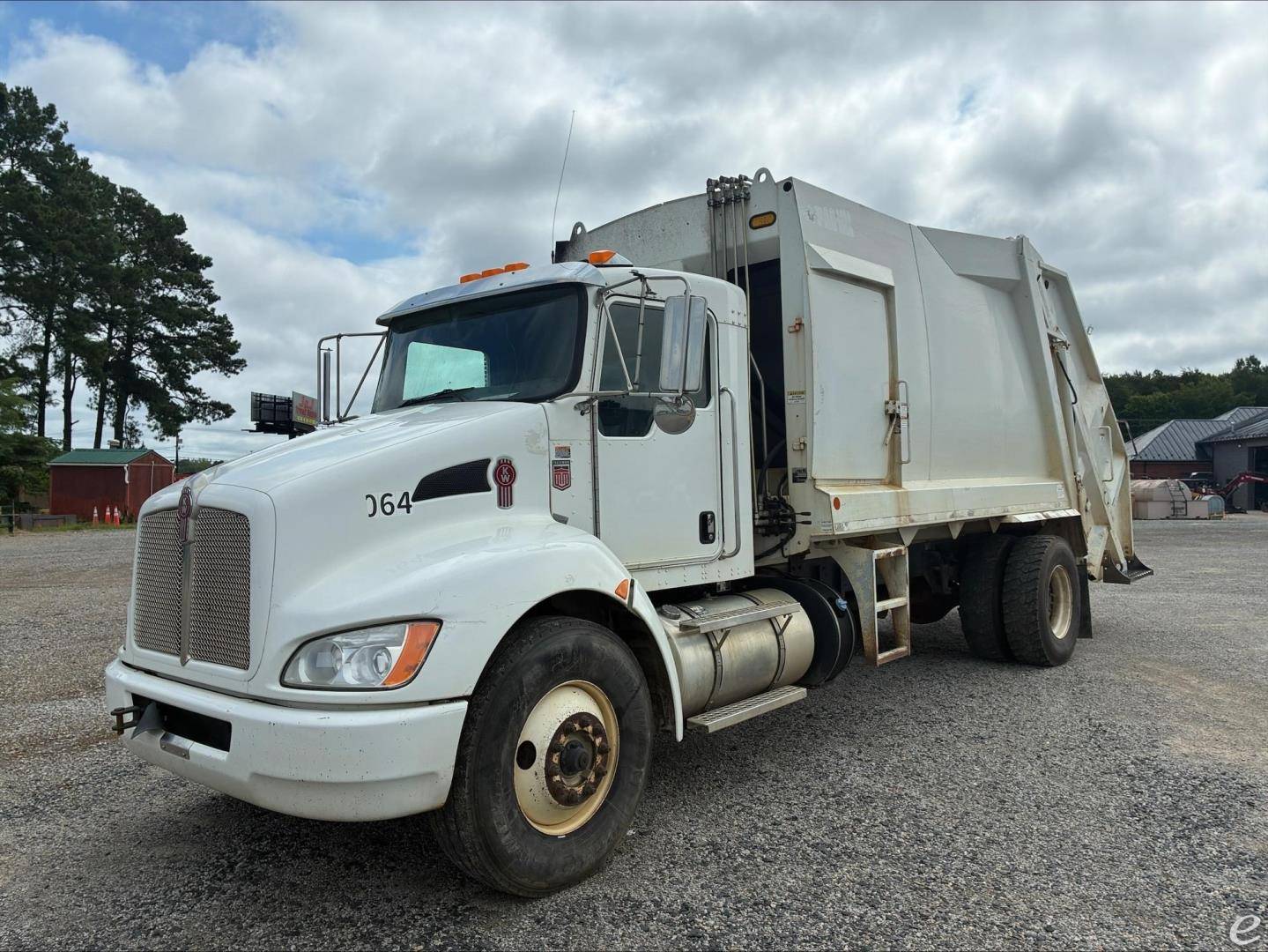 2020 Kenworth T370