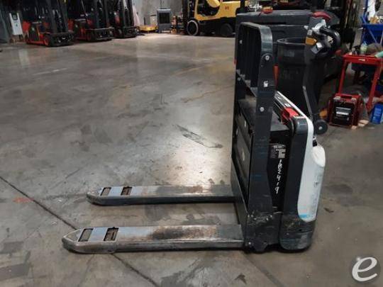 2018 Unicarriers WLXT2W7S22V Electric Forklift - 123Forklift