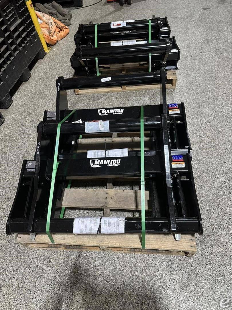 2024 Manitou UNIVERSAL SKID ADAPTER PLATE
