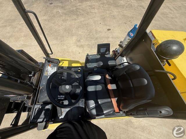 2012 Hoist Liftruck F300