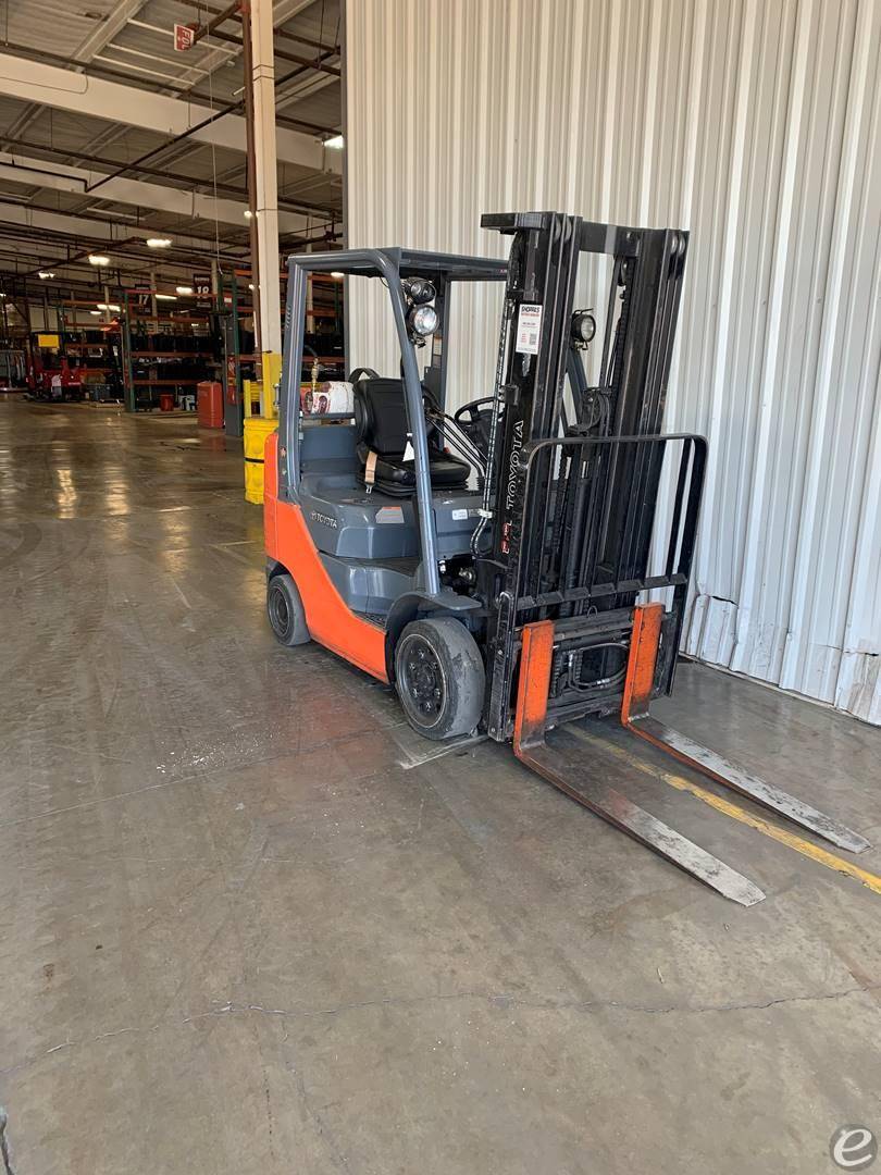 2011 Toyota 8FGCU25 LP Gas Forklift - 123Forklift