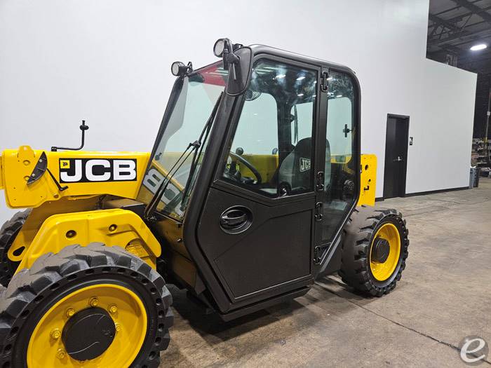 2017 JCB 525-60