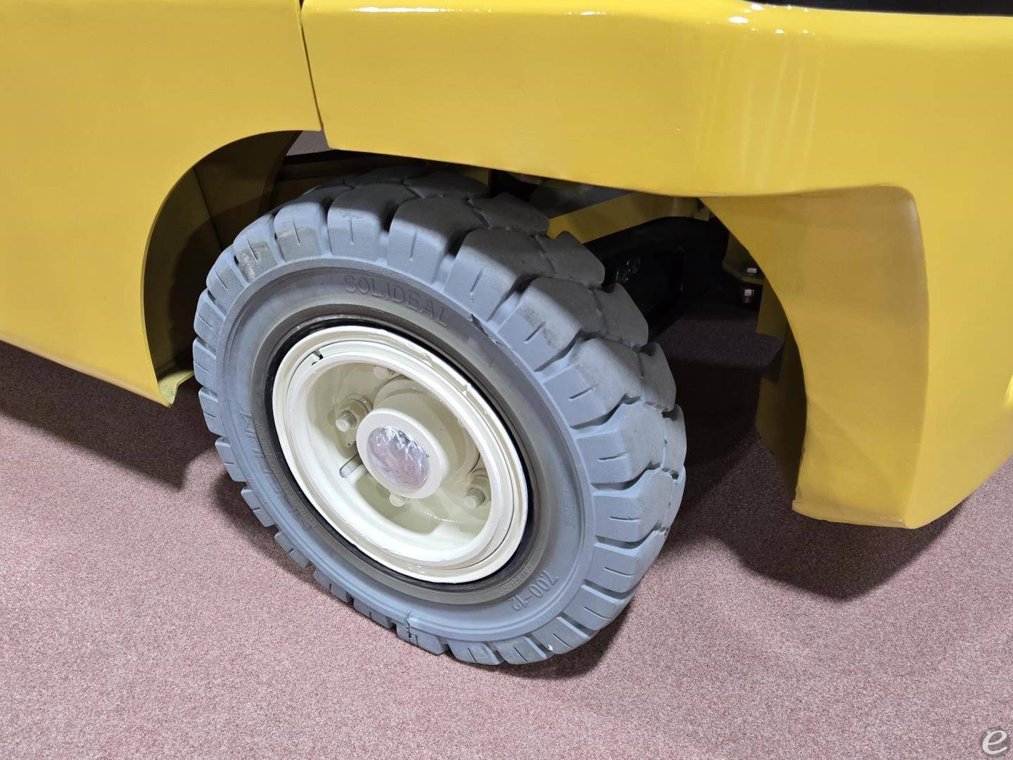 2021 Yale GLP120VX