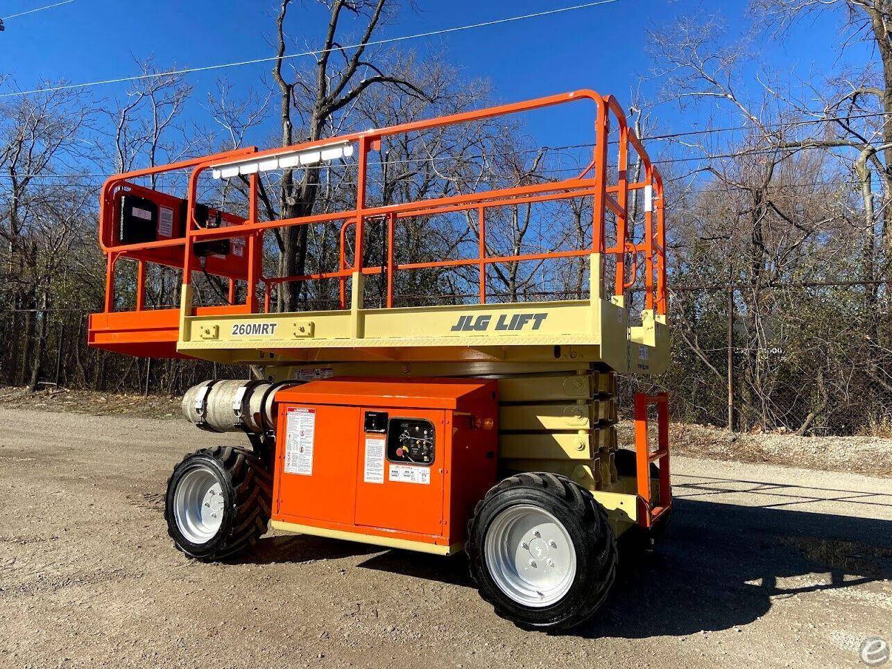 2014 JLG 260MRT Diesel Scissor Lift - 123Forklift
