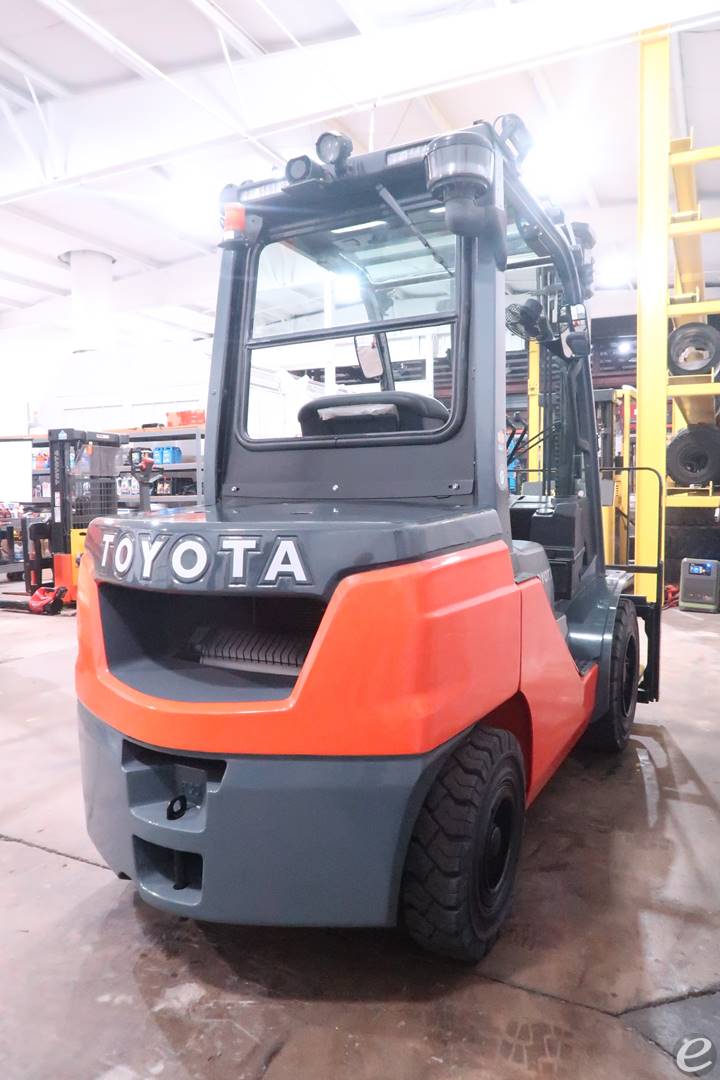 2020 Toyota 8FDU30