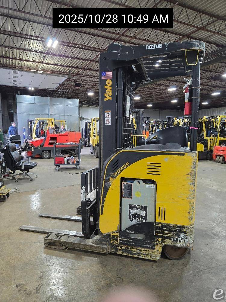 2019 Yale NR045EB