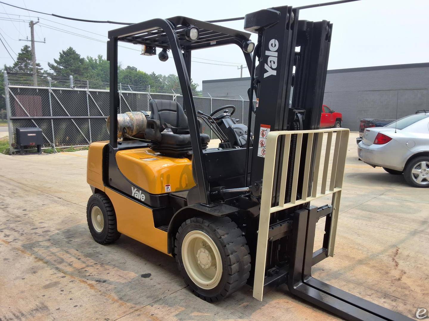 2022 Yale GLP060MX