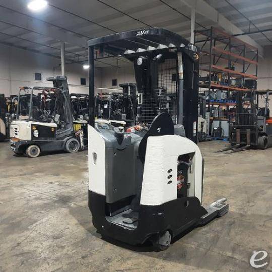 2019 Crown RR5725-45