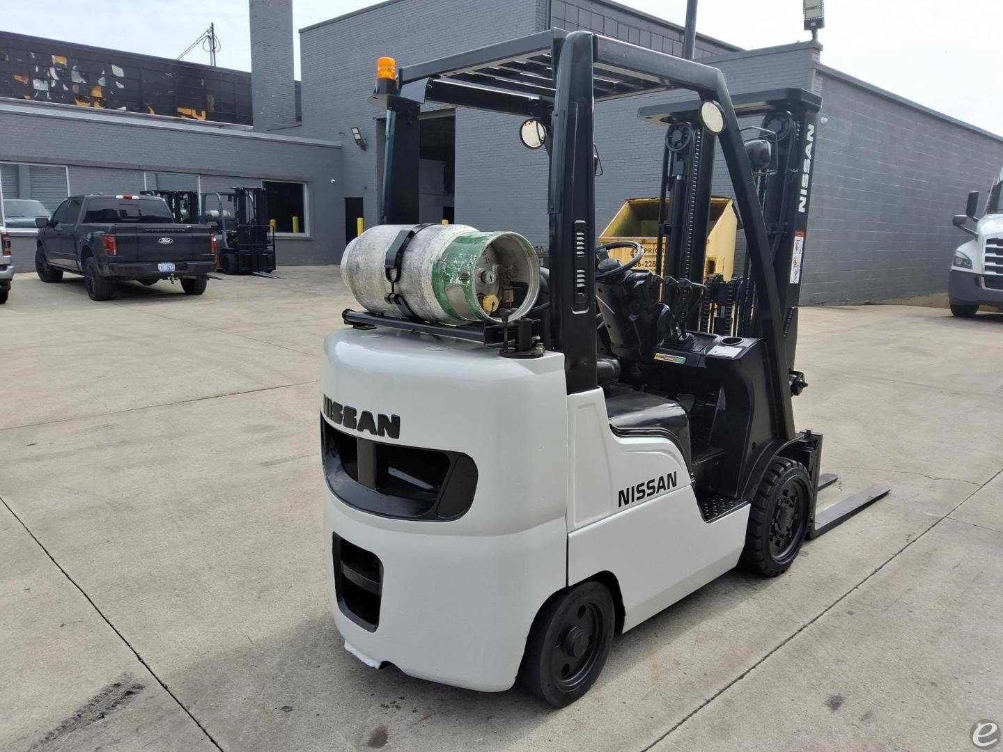 2006 Nissan MCPL02A25LV