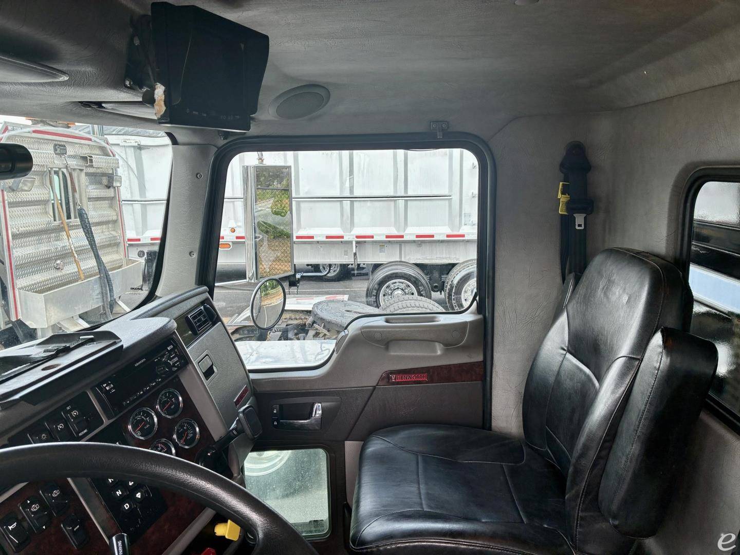 2018 Kenworth T370